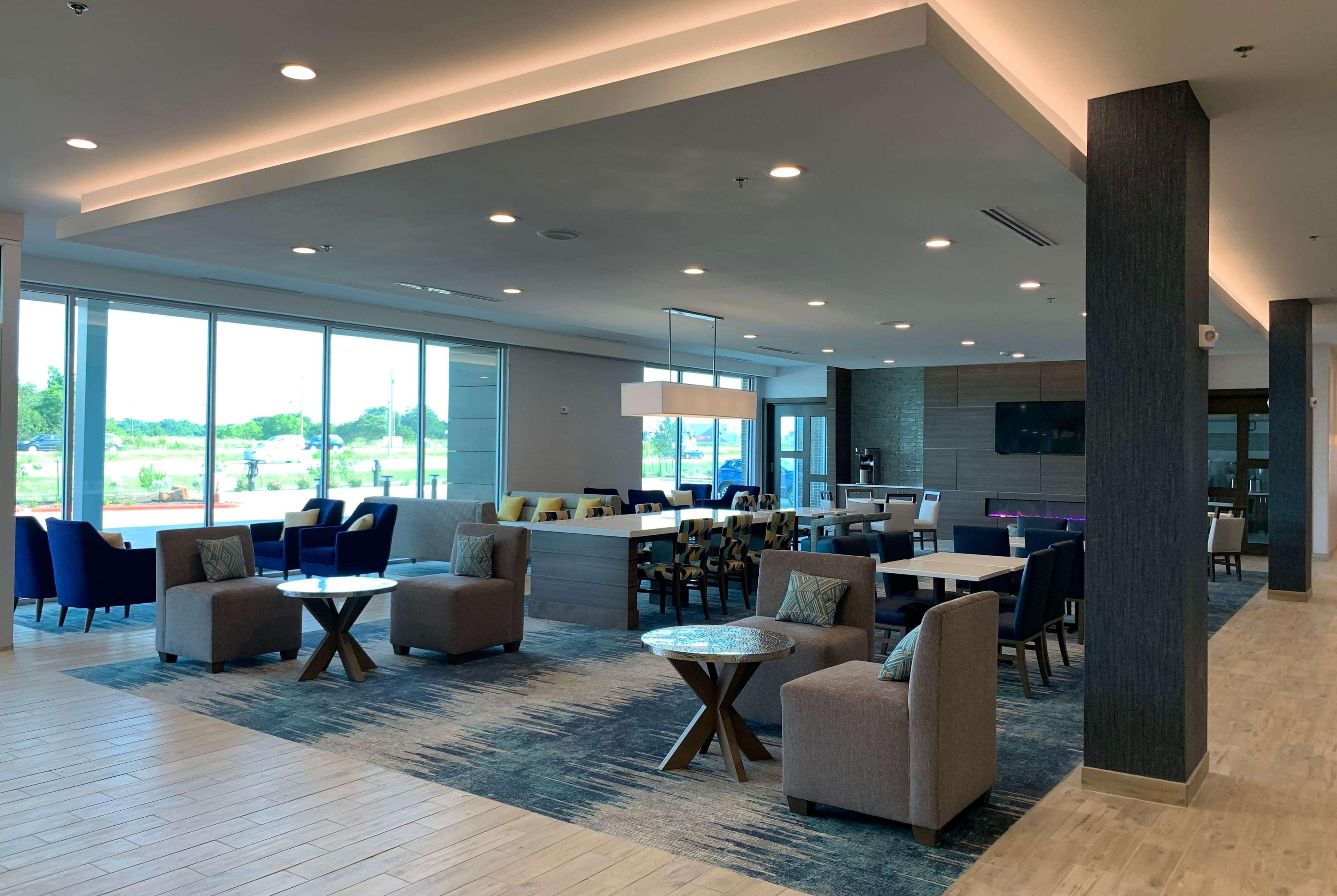 La Quinta Inn & Suites By Wyndham Round Rock Near Kalahari エクステリア 写真