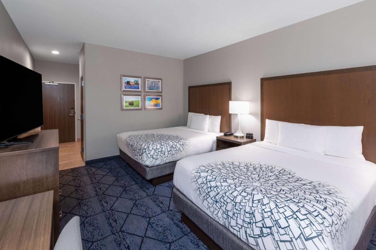 La Quinta Inn & Suites By Wyndham Round Rock Near Kalahari エクステリア 写真