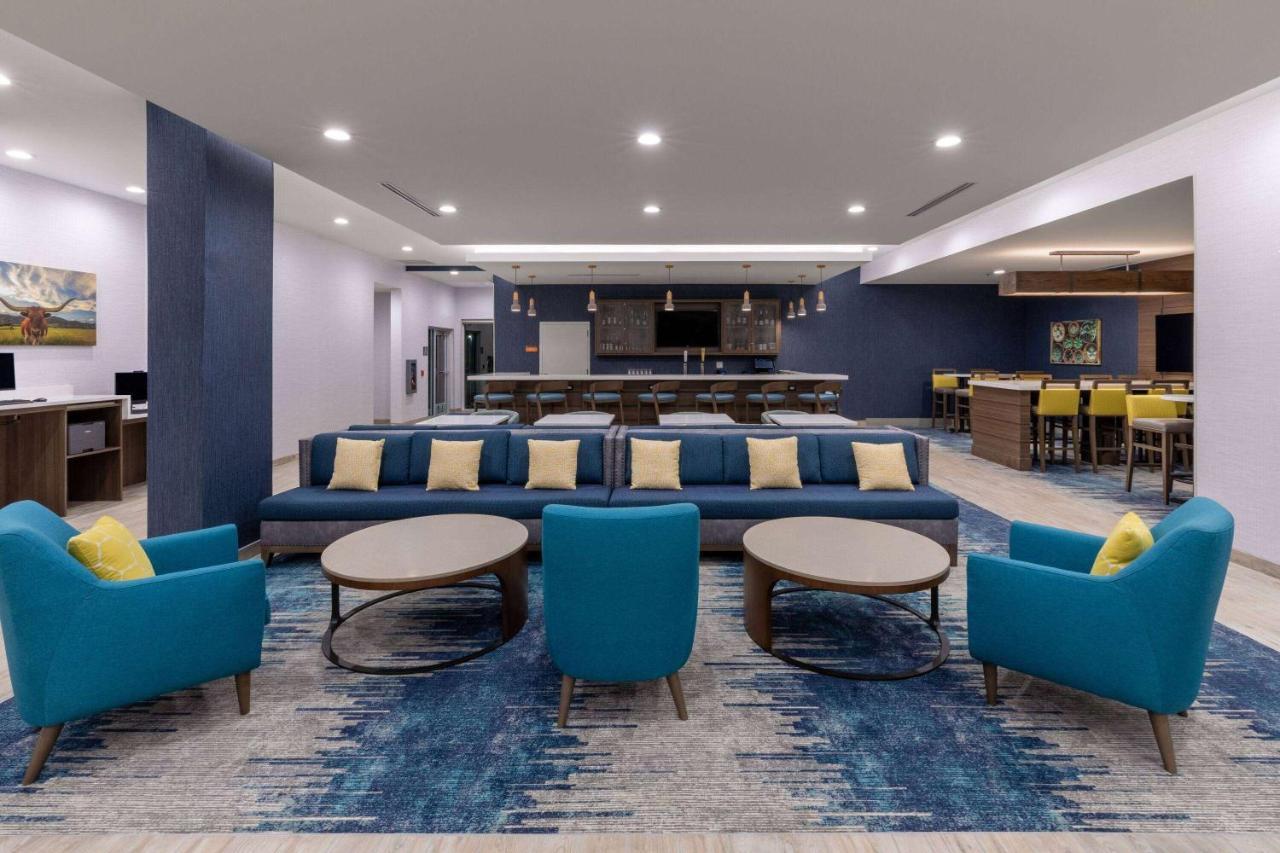 La Quinta Inn & Suites By Wyndham Round Rock Near Kalahari エクステリア 写真